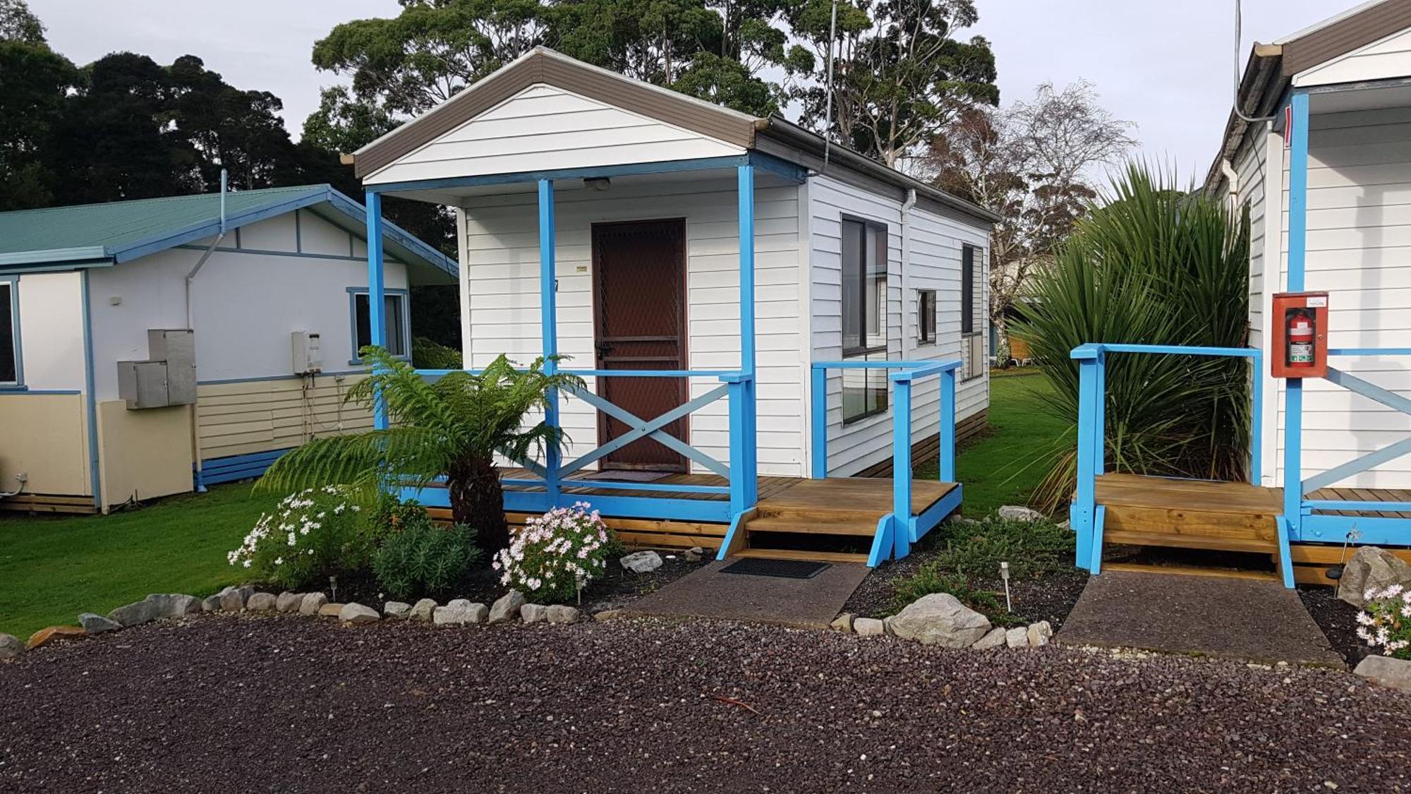 Strahan Retreat Holiday Park Room photo