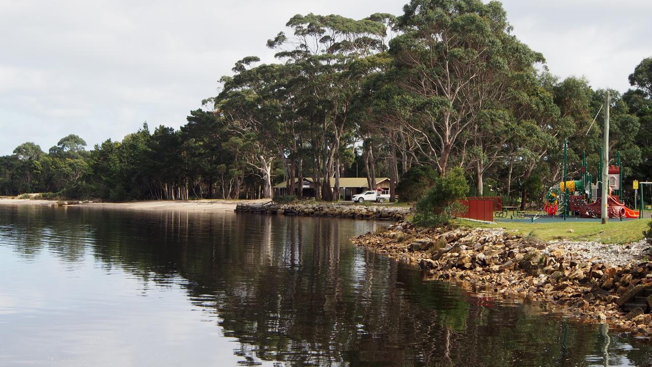 Strahan Retreat Holiday Park Exterior photo